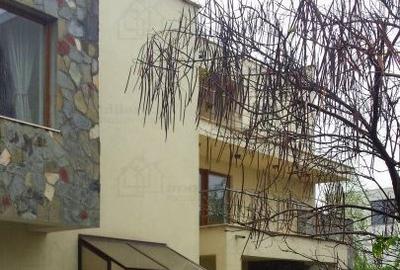 Casă cu 7 camere în Nord