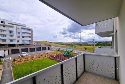 Apartament 2 camere, 40mp + balcon, - 5