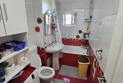 Apartament de vânzare 3 camere - 6