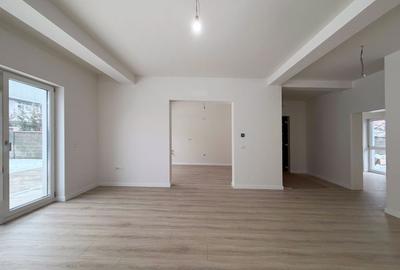 Casa / Spatiu Comercial - 150 mp - 2000 Euro - 4