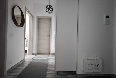 Apartament cu 2 camere decomandat, mobilat în Berceni