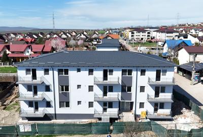 Apartament cu 2 camere decomandat în Cug
