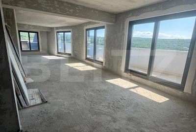 Penthouse cu 4 camere decomandat în Zorilor