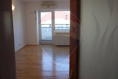 INCHIRIERE/Apartament spațios cu 4 camere – Bd. Unirii nr. 76 - 14