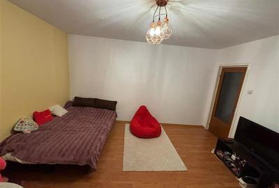 Garsoniera Dristor bloc mixt - 1