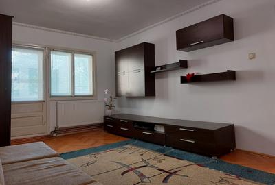 Apartament cu 3 camere decomandat, mobilat în Girocului