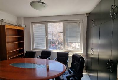 SALA PALATULUI, CISMIGIU, AP 2 CAM AMENAJAT SI MOBILAT PT BIROURI - 8