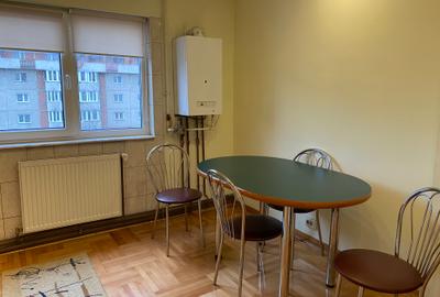 Apartament 2 camere Calea Manastur, zona benzinaria Lukoil, et.5/8, decomandat - 2