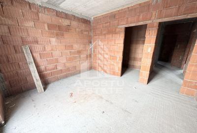 Duplex cu 4 camere, bucatarie separata, toate utilitatile, la asfalt. - 10