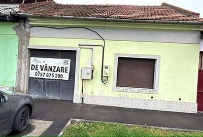 Casă individuală cu 3 camere în Fratelia