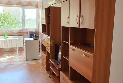 Garsoniera de vanzare mobilata utilata disponibila imediat - 1