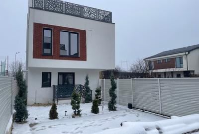 Casă cu 4 camere în 1 Decembrie 1918