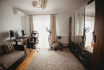 Casă individuală de vânzare | 4 camere | 3 băi | Teren 565 mp - 8