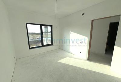 Casa de vanzare in Santandrei, cu 4 camere , Bihor - 3