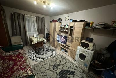 Chirie Garsoniera 22mp, baie, bucatarie zona Dambu Rotund - 1