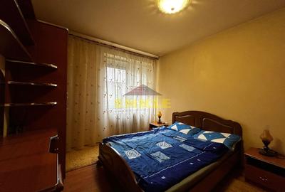 De inchiriat apartament cu 3 camere, zona Bulevard - 7