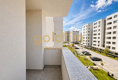 LUX / MOBILAT UTILAT / BALCON GENEROS / LOC DE PARCARE - 2