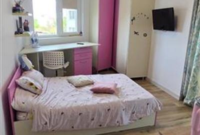 Apartament 4 camere zona 9 MAI - 6