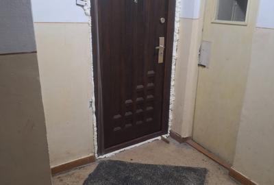 Intim  - Sabroso, apartament 3 camere decomandate, - 2