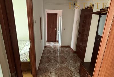 Apartament cu 2 camere de vanzare zona centrala Ramnicu Valcea, etaj 4 - 8