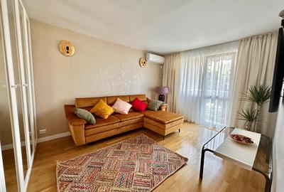 Apartament cu 2 camere decomandat în Arcul de Triumf