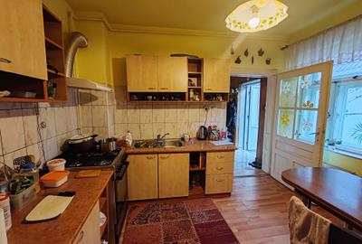 Casa 3 camere libera la vanzare CRISTIAN - 7