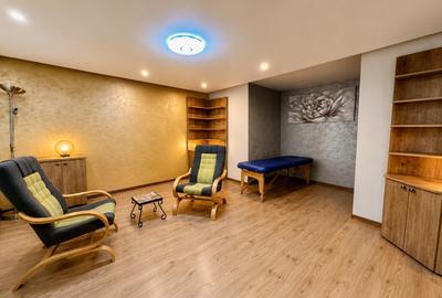 Apartament la casa in centru - pretabil sediu firma - 2