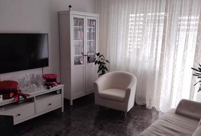 Tomis 1, apartament cu doua camere decomandate. - 1