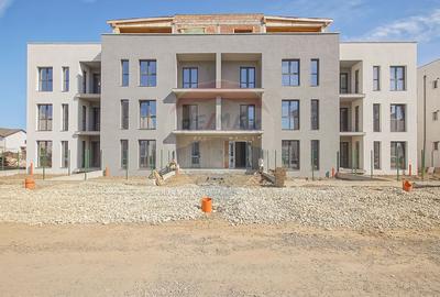 Apartament cu 2 camere semidecomandat în Sânpetru