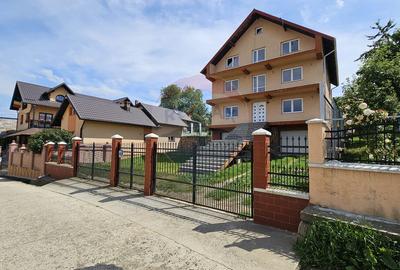 Casă / Vilă cu 12 camere-Sfântu Ilie Vechi, Suceava - 2