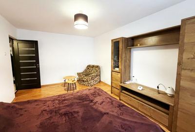 Centru - Podul de Fier, et.2, apartament 1 camera, mobilat si utilat - 1