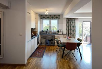 Apartament trei camere, 83 mp, vedere panoramică spre Tâmpa-Bartolomeu - 4