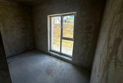 Duplex semifinisat 4 camere, 2 garaje,161 mp,teren liber 280 mp, Tauti - 8