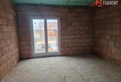 Duplex de vanzare cu 3 camere, zona Bucovat - 12