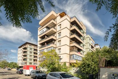 Vanzare Apartament 4 Camere Giulesti Foarte Spatios si Investitie Avantajoasa