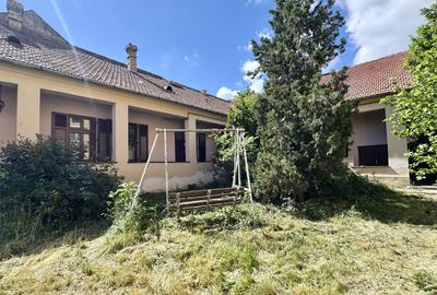 Casă pretabilă pentru spațiu de birouri, cu teren – în zona Bălcescu - 23
