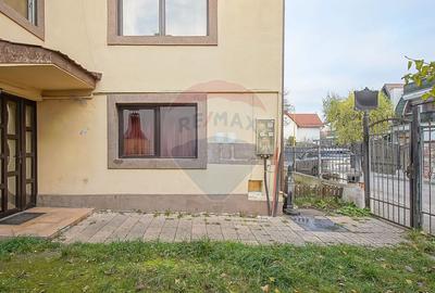 Casă / Vilă cu 12 camere de vânzare în zona Astra - 24
