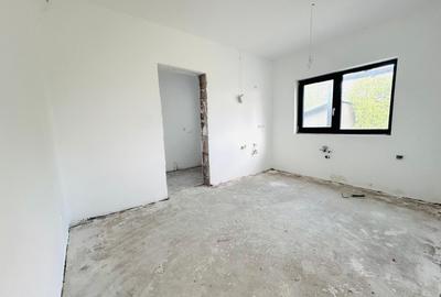 Duplex despartit prin camera tehnica- 4 camere si 3 bai - Urseni - 5