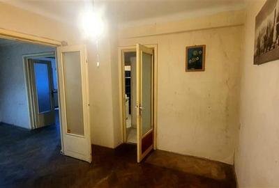 Apartament 3 camere Piata Sfanta Vineri - 4