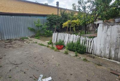 Teren de vanzare  - Piata Centrala,  300 mp, toate utilitatile - 7