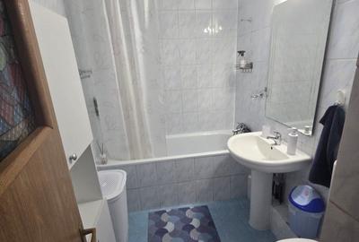 3 camere, decomandat, 2 bai, parcare, metrou Lujererului, tramvai 41,Veteranilor - 8