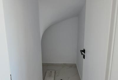 VILE 5/6 CAMERE CU SUPRAFATA GENEROASA IN COMPLEX REZIDENTIAL CU CIRCUIT INCHIS - 12