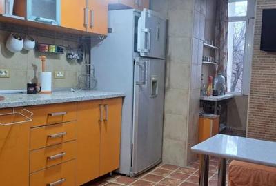 Apartament cu 2 camere semidecomandat, mobilat în Ștefan cel Mare