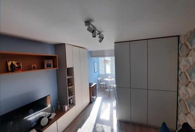 Garsonieră decomandată în Galata