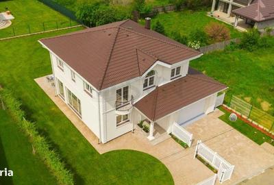 Casă cu 5 camere în Ostratu