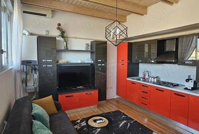 Apartament cu 2 camere decomandat în Complex Studențesc