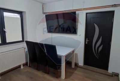 CASĂ DE VÂNZARE cu spatiu comercial in Baia Mare - 9