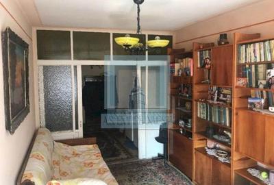 Ap 4 camere decomandat - zona Aurel Vlaicu - 3