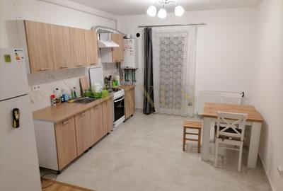 Apartament cu 2 camere semidecomandat, mobilat în Florești