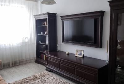 Închiriez apartament 3 camere Arena Naționala - 1